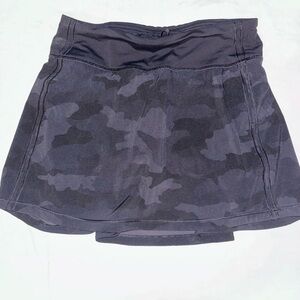 Lululemon pace rival skort